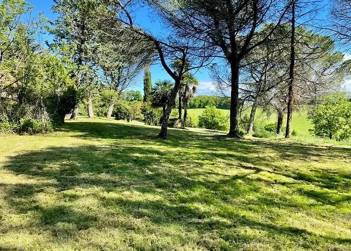 Domaine De Lasserre ゲストハウス Lupiac